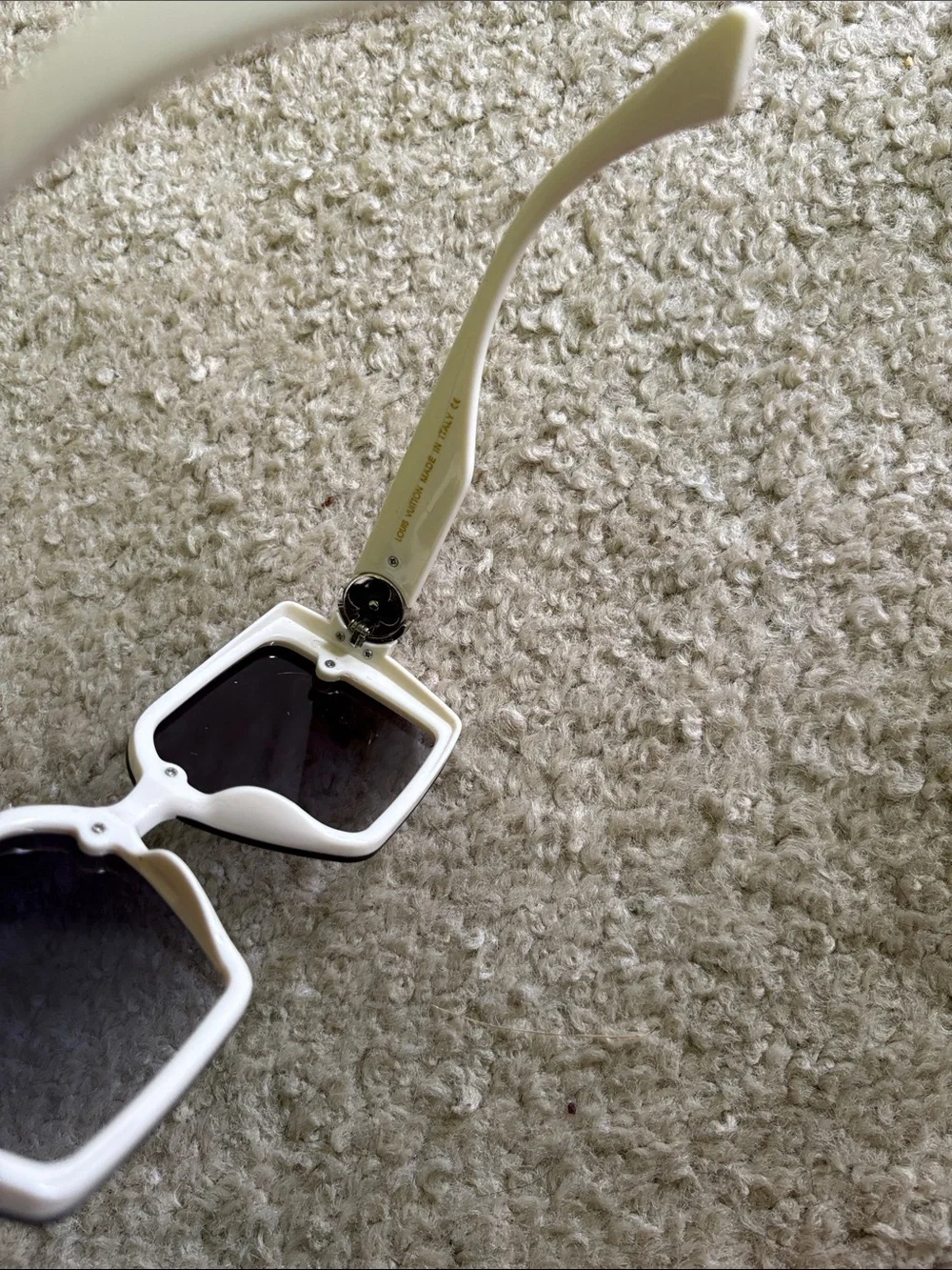 Fashion Inspired Gradient Square Sunglasses